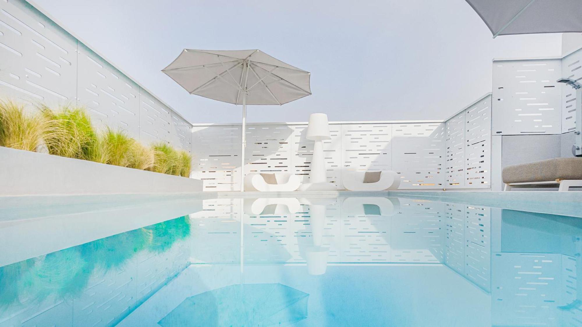 Ma Maison No5 Penthouse Loft, Private Heated Pool, Acropolis View, Ultra High Speed Internet 300 Mbps, Short Walk To Acropolis, Parking Upon Request, 1' From Metro Ateny Zewnętrze zdjęcie